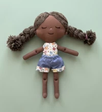 Mara - muñeca de apego - Miniatura 3